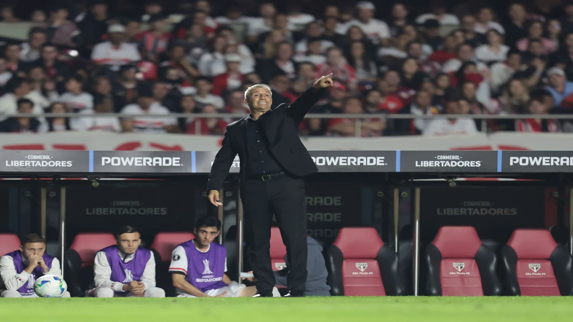 Arnaldo Ribeiro crítica o elenco atual do São Paulo: “Vários jogadores ‘meia-bocas”