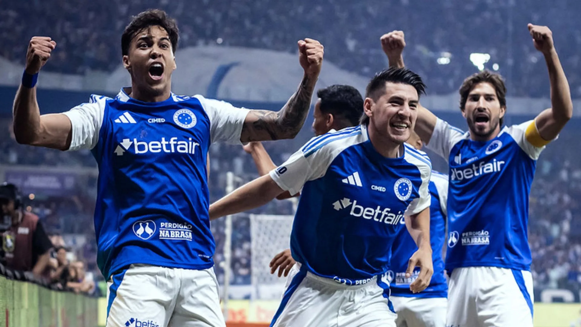 Zinho indica “brecha” capaz de garantir o título do Cruzeiro no Brasileirão: “Flamengo e Palmeiras focados na Libertadores”