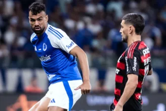 Fabrício Bruno e Arrascaeta, em Cruzeiro x Flamengo