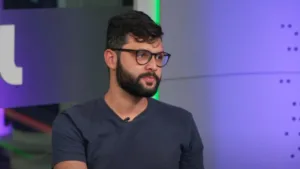 Danilo Lavieri culpa John Textor por má fase do Botafogo e cita Davide Ancelotti: “Não poderia apostar assim”