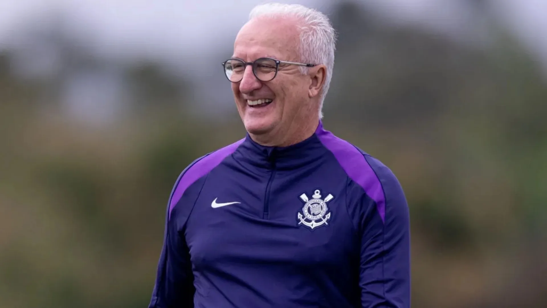 Osmar Garraffa faz análise sobre Palmeiras e Corinthians: “Dorival Júnior está dando um banho no Abel Ferreira”