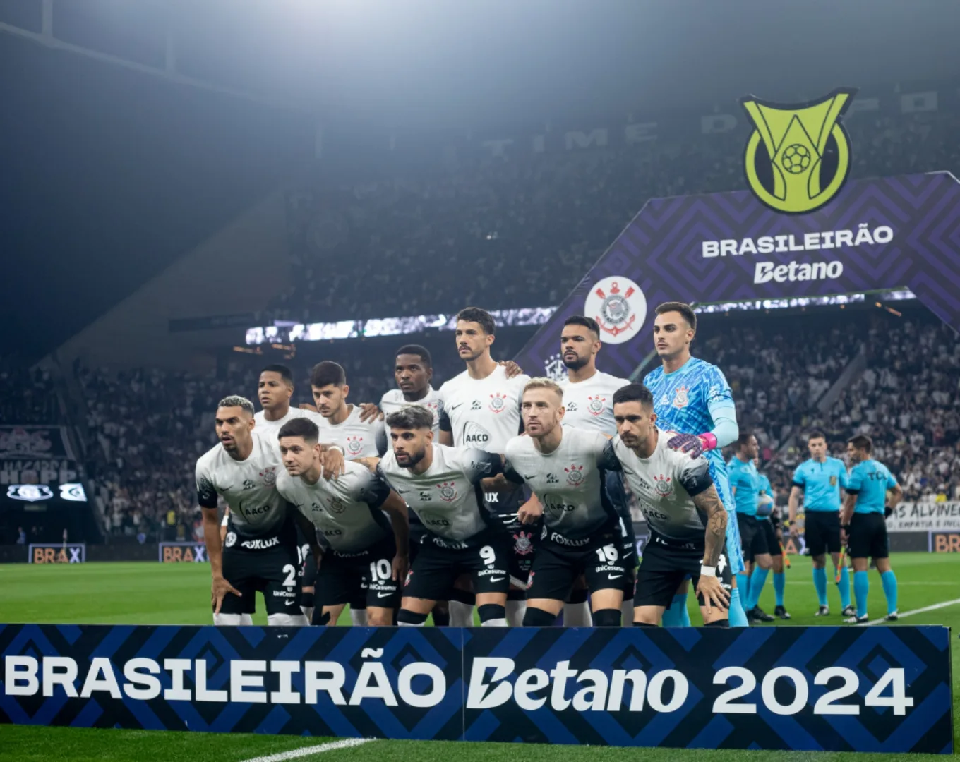 Massini descarta Cruzeiro e aponta campeão da Copa do Brasil: “Corinthians é favoritaço ao título”