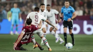 Fluminense perde para o Lanús na Sul-Americana e torcedores cobram Renato Gaúcho por mudança: “Everaldo não dá”