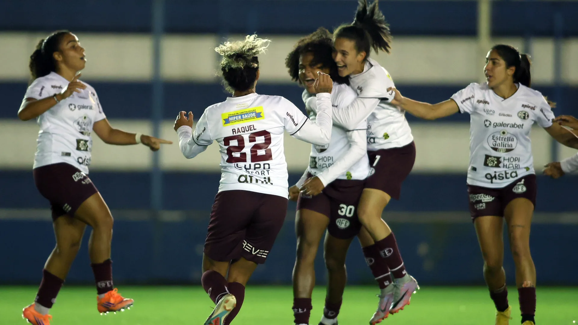 Ferroviária vence o Internacional por 2 a 0 e garante vaga na semifinal da Copa do Brasil Feminina