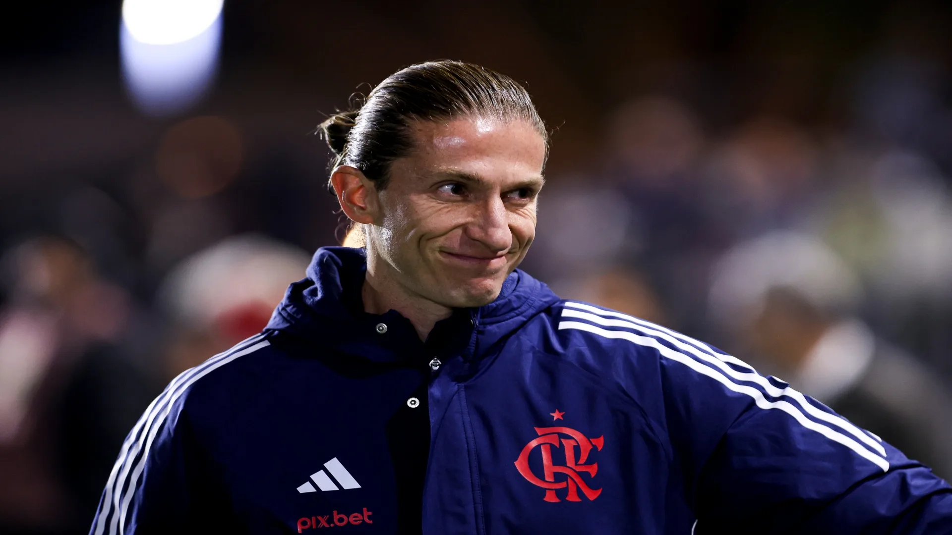 Saiba qual é o salário de Filipe Luís como técnico do Flamengo em 2025 e quanto pode receber