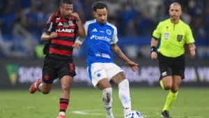 Vampeta reduz disputa pelo título do Brasileirão entre Flamengo, Palmeiras e Cruzeiro: “São estas equipes”