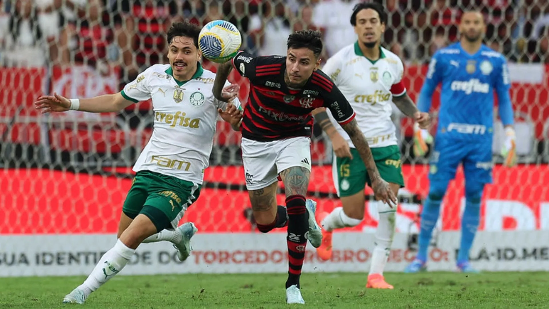 Rizek compara elencos de Palmeiras e Flamengo e vê privilégio impressionante no meio-campo: “É muito sério”