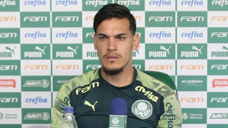 Velloso elege Gustavo Gómez como o maior zagueiro da história do Palmeiras: “Transformou a zaga”