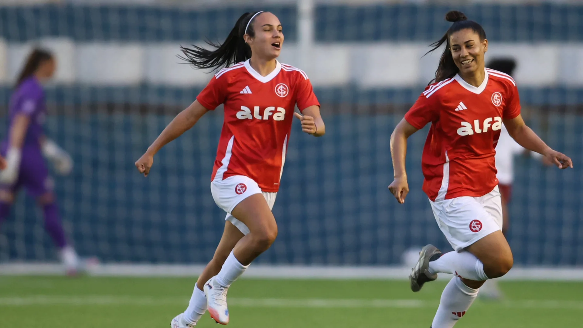 Internacional vence o Fluminense por 2 a 0 e se classifica para às quartas de final da Copa do Brasil Feminina