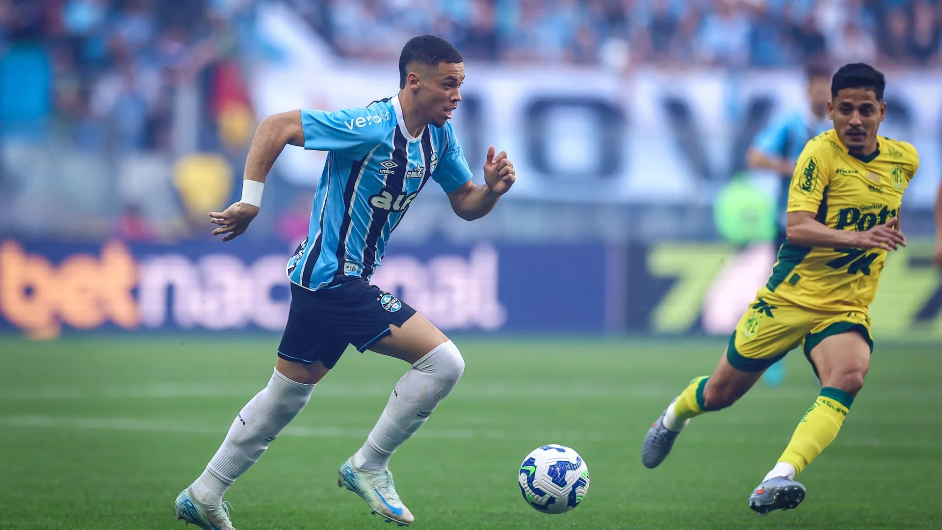 Guerrinha se surpreende com campanha do Grêmio até agora dentro do Brasileirão: “Virou freguês do Mirassol”