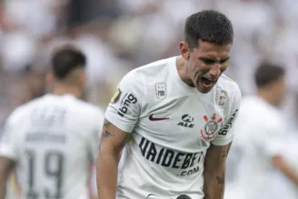 Matías Rojas em partida pelo Corinthians