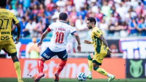 Casagrande ‘esquece’ Flamengo e elege clube sensação do Brasileirão 2025: “O grande time se chama Mirassol”