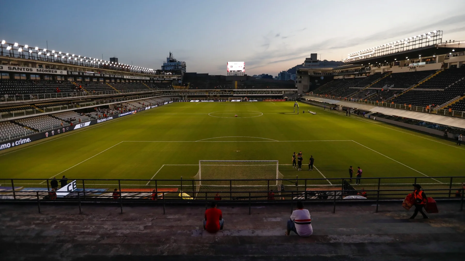 Nicola revela movimentação do Santos para virar SAF com Marcelo Teixeira: “XP avaliou em R$ 2,2 bilhões”