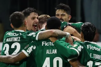 Jogadores do Palmeiras comemoram gol contra o River Plate