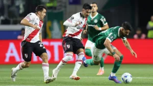 Arbitragem de Palmeiras x River Plate causa revolta em transmissão da Globo: “Está de brincadeira”