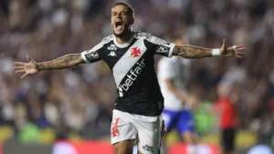 Vasco negocia a renovação de Coutinho e trata camisa 10 como prioridade