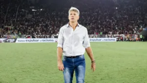 Renato Gaúcho manda recado sobre Thiago Silva após classificação do Fluminense: “Merece disputar uma Copa do Mundo”