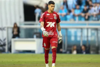 Gabriel Brazão em ação pelo Santos.