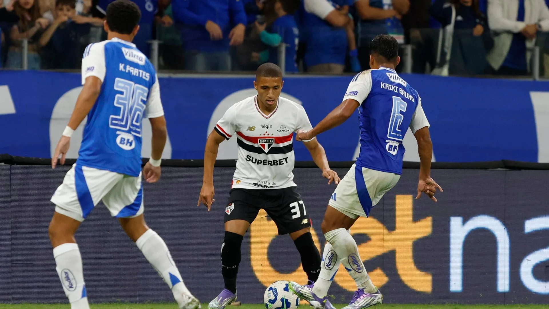 São Paulo vende Henrique Carmo ao CSKA, da Rússia, e torcedores se revoltam com valor: “Doaram uma geração inteira”
