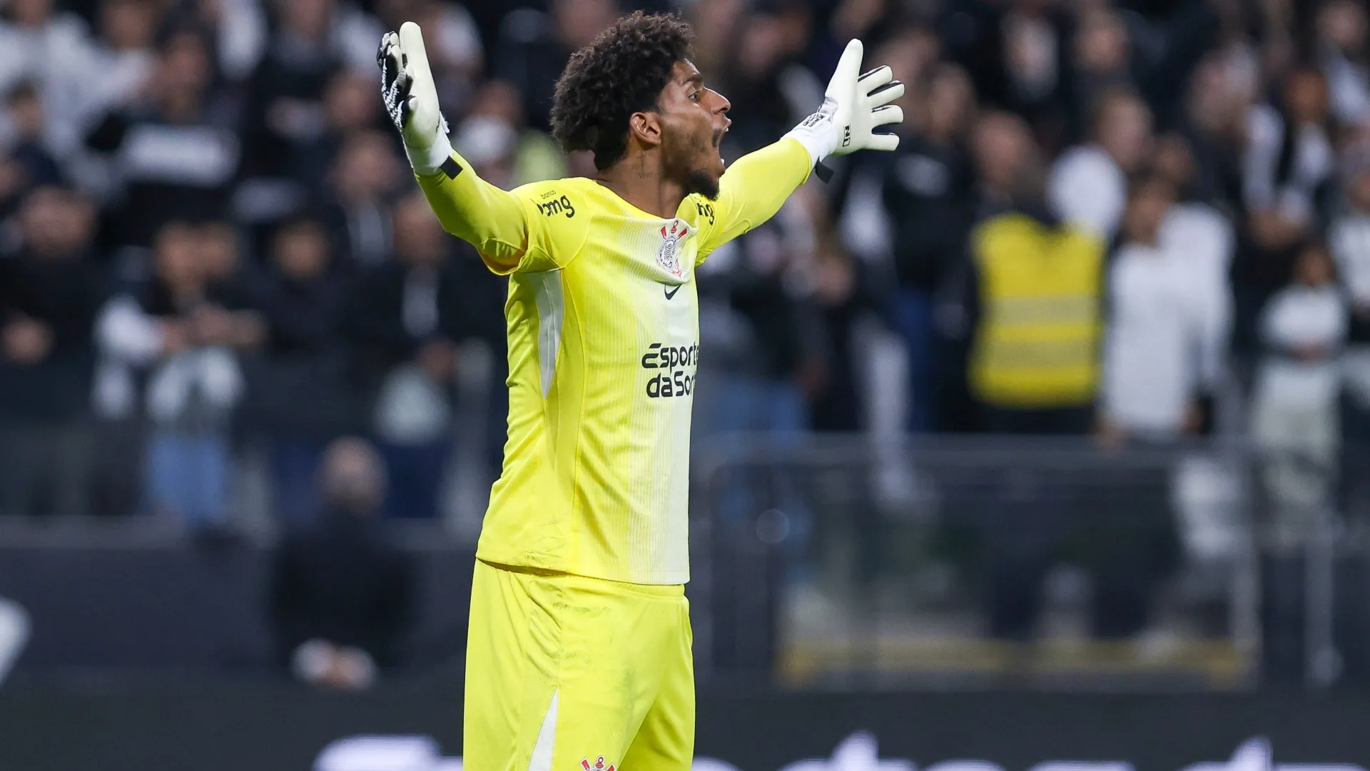 Torcedores exigem participação de Hugo Souza, do Corinthians, na Copa do Mundo 2026: “Precisa acionar o protocolo”