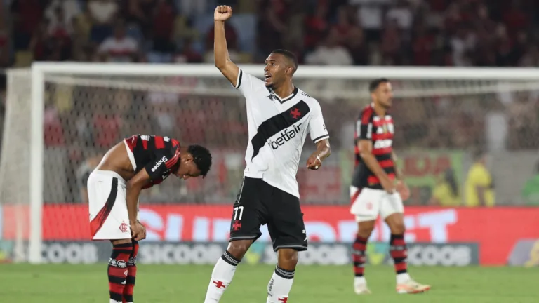 Vasco recebe proposta do Zenit por Rayan e torcedores reagem: “Loucura ir parar na Rússia”