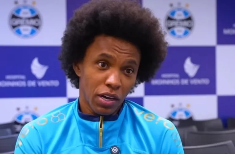 Willian elogia Mano Menezes, explica vinda ao Grêmio e confirma ‘ajuda’ de Carlos Vinícius: “Se tornou um amigo”