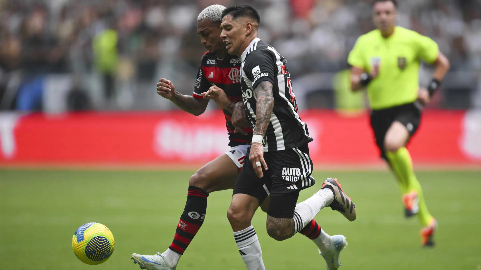 Zaracho quer enfrentar o Flamengo na Libertadores e vingar o Atlético-MG: “Espero uma revanche”