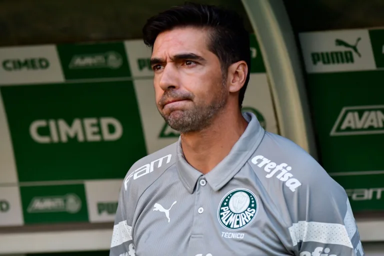 Abel rebate Ancelotti: “não acontece em nenhum outro país”