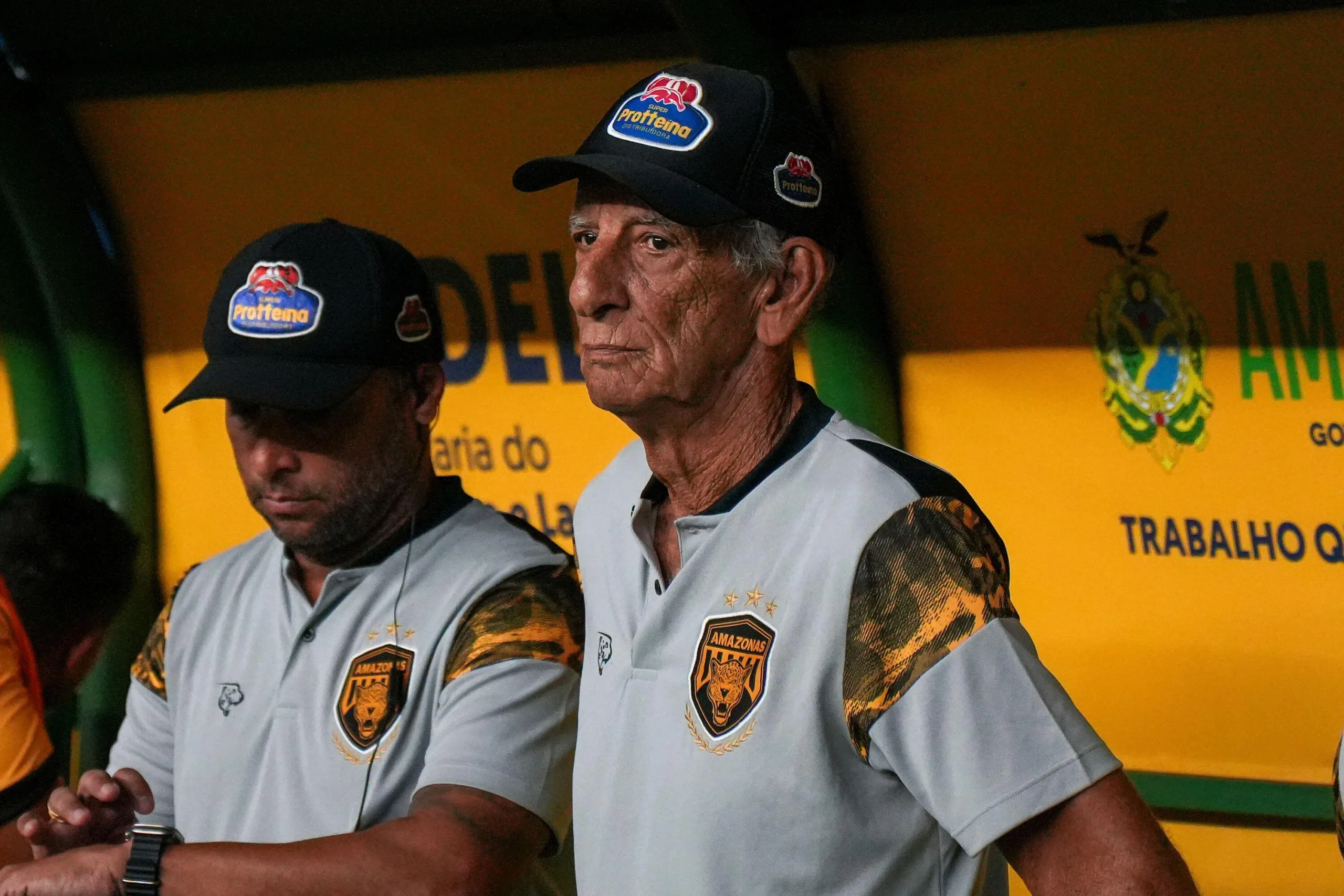 Amazonas FC contrata o técnico mais velho do Brasil; veja quem é