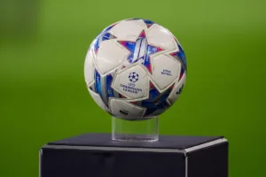 Onde assistir à Champions League hoje? Confira as transmissões da terça (21)