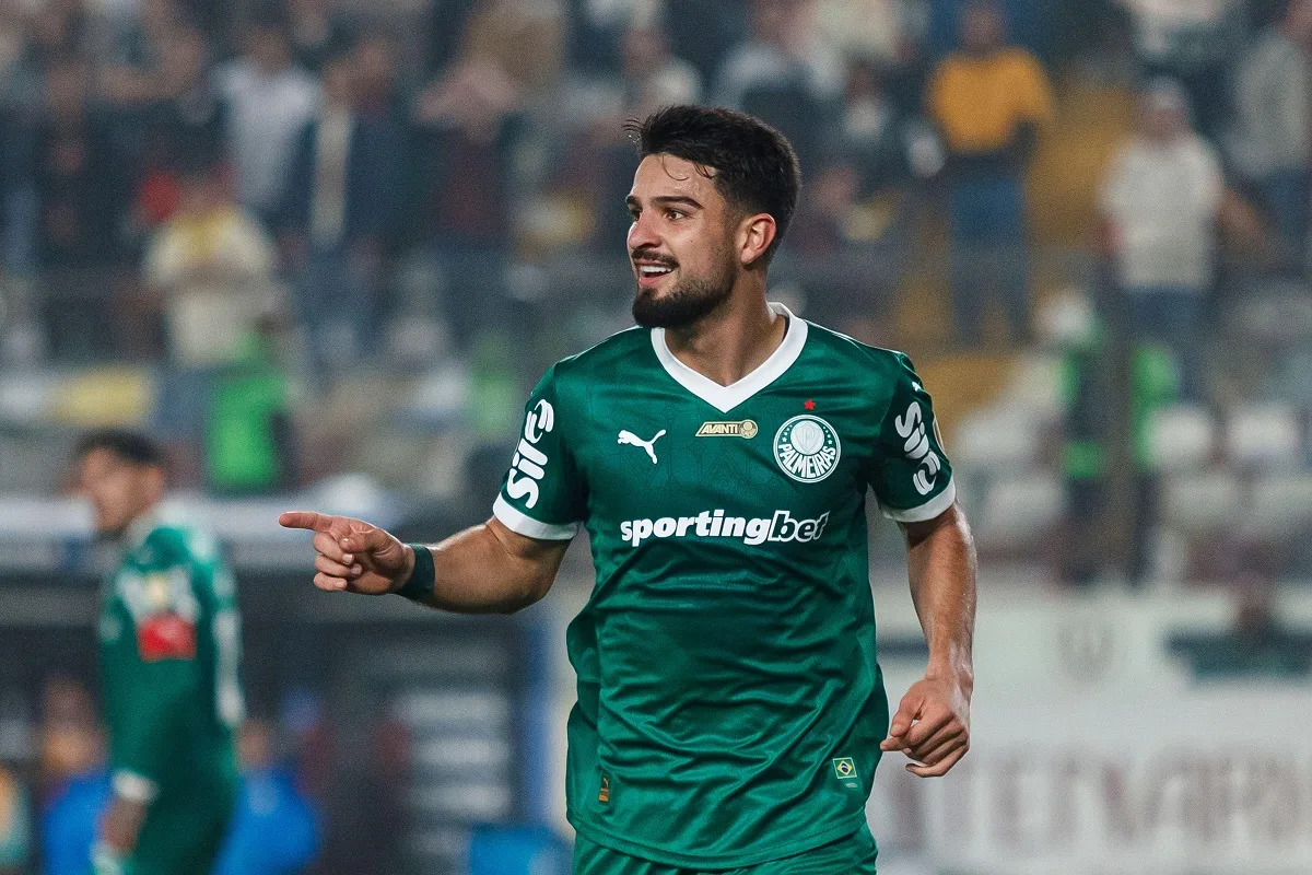 Futebol hoje na TV: Líder do Brasileirão, Palmeiras entra em campo neste sábado (11); veja como assistir