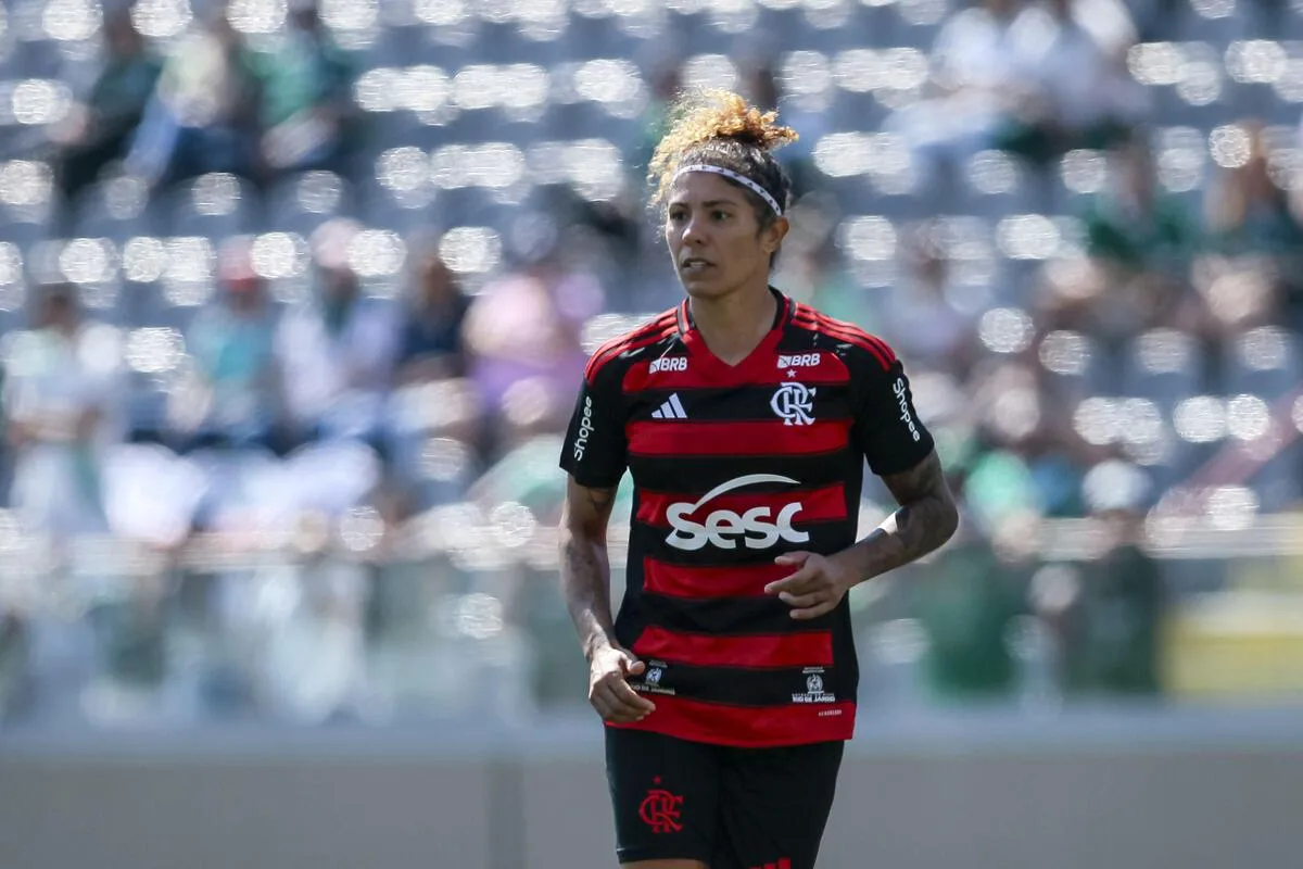 Flamengo dispensa estrelas e corta investimento para Futebol Feminino em 2026