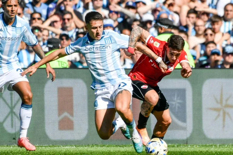 Racing perde mais um jogador para jogo com o Flamengo na Libertadores Racing perde mais um jogador para jogo com o Flamengo na Libertadores