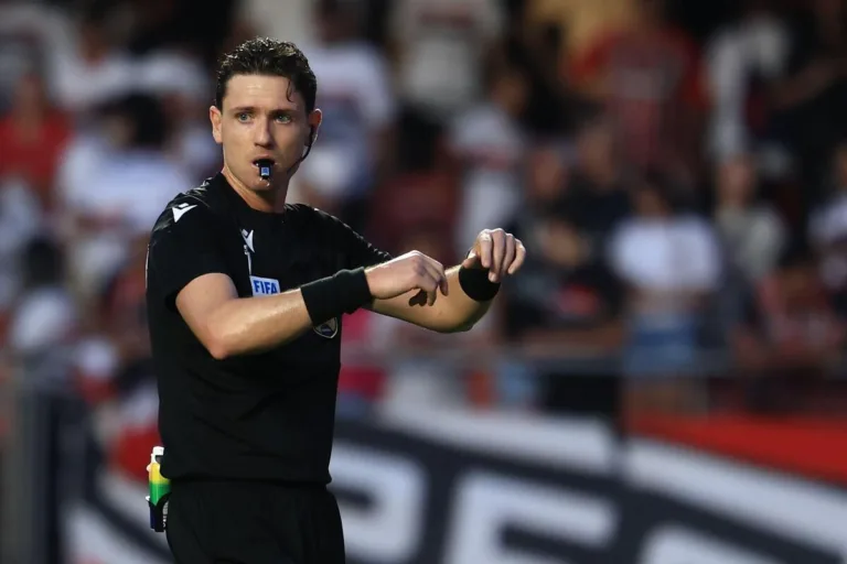 Ramon Abatti Abel favorece o Palmeiras? Veja as estatísticas do árbitro