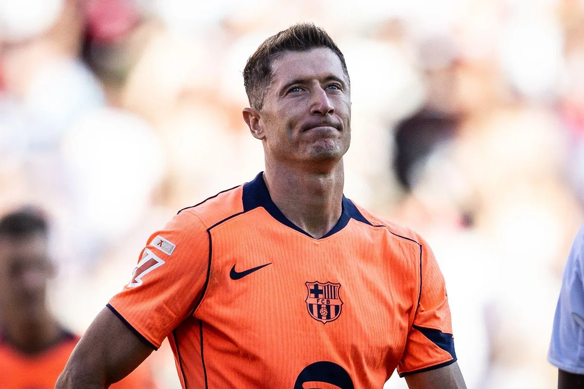 Flick aprova, e Barcelona define sucessor de Lewandowski