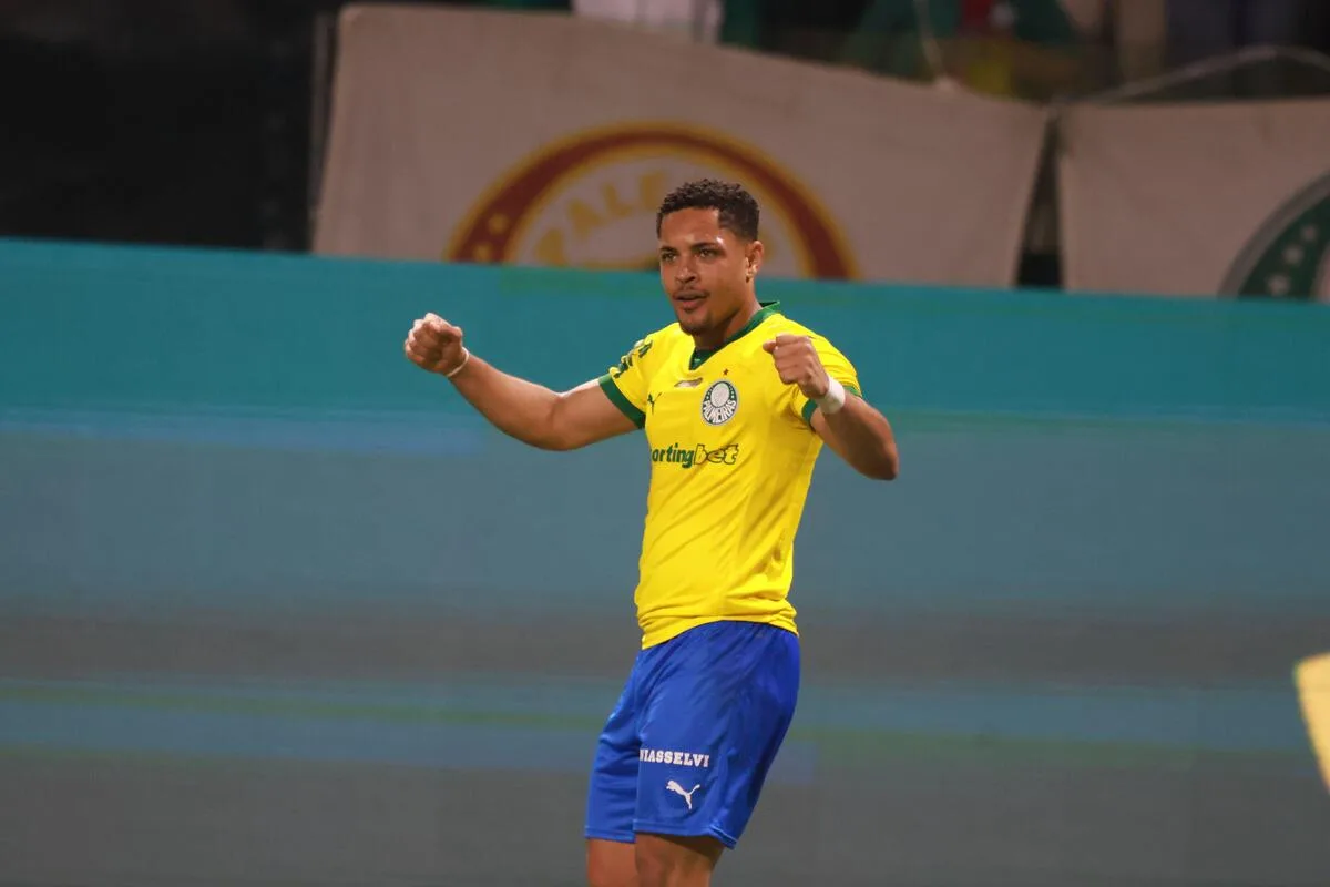 Palmeiras consegue acordo com o STJD e libera Vitor Roque para a reta final do Brasileirão