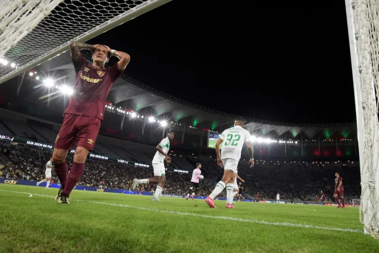 Germán Cano vive seca de gols e preocupa o Fluminense
