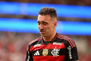 Flamengo tem boa notícia sobre Léo Ortiz para jogo com Racing pela Libertadores