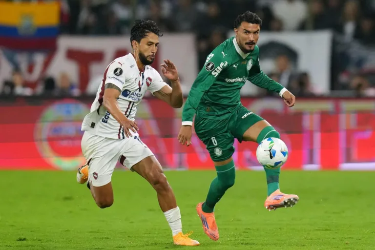 Libertadores: odds indicam Flamengo como favorito e Palmeiras como azarão após derrota em Quito
