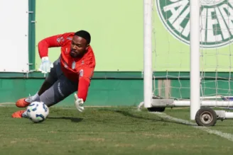 Carlos Miguel em treino do Palmeiras