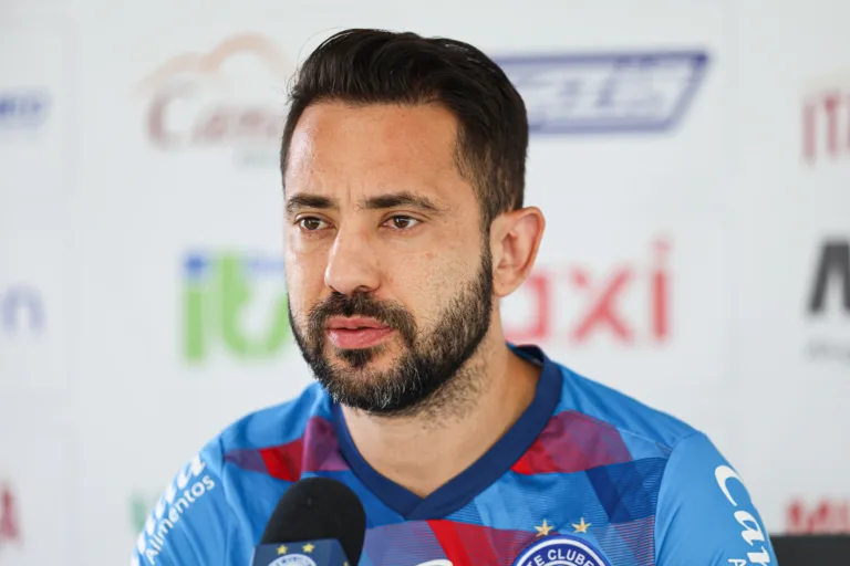 Everton Ribeiro revela choro ao descobrir que tinha câncer: ‘Assustador’