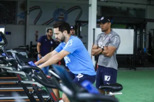 Everton Ribeiro volta a treinar no Bahia após cirurgia para retirada de câncer