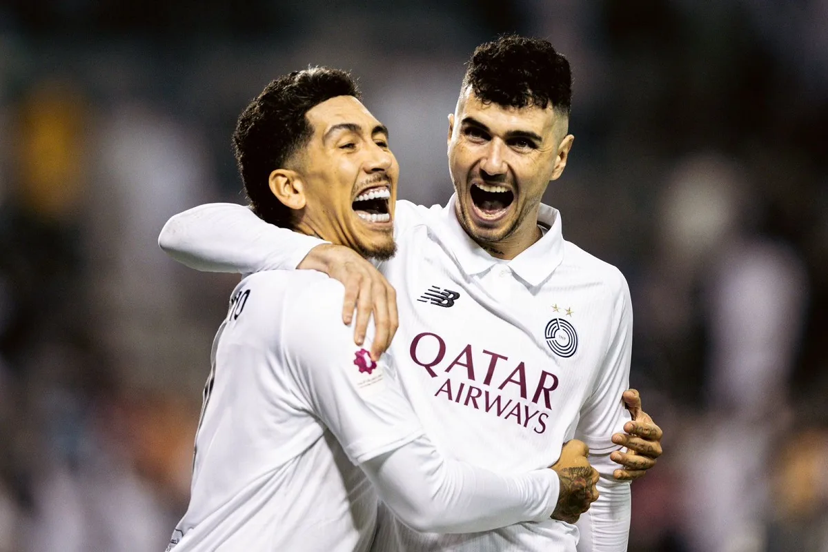 Roberto Firmino marca dois gols em goleada do Al-Sadd