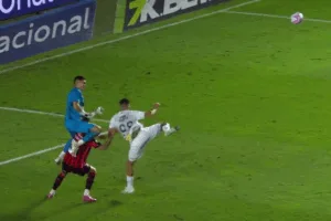 Confira a análise do VAR sobre os pênaltis em jogo do Santos que fizeram Neymar desabafar