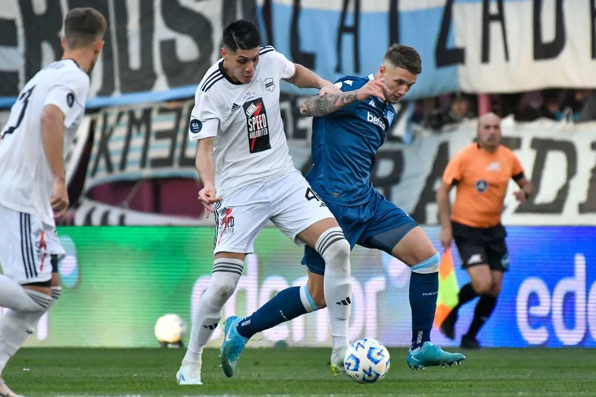 Palpite Platense x Deportivo Riestra – Campeonato Argentino – 13/10/2025