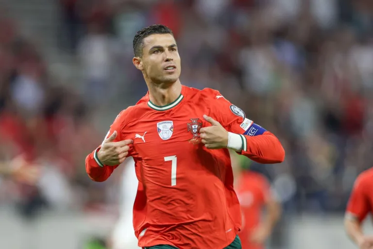 Cristiano Ronaldo confirma Copa de 2026 como sua última e define prazo para aposentadoria