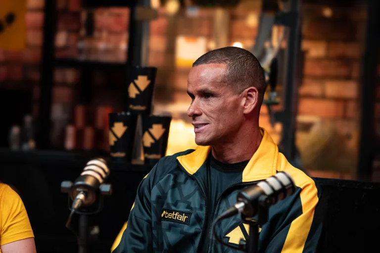 Rivaldo incendeia debate do Brasileirão: “Hulk está marcado pelos árbitros”