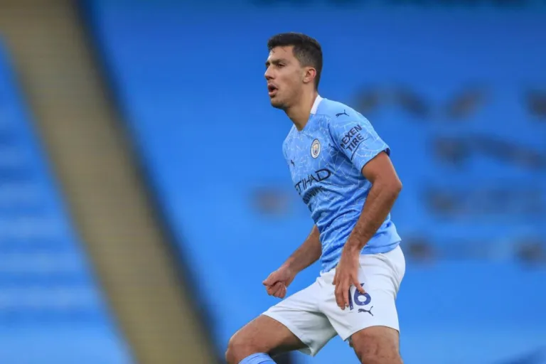 Preocupação no Manchester City: Lesão de Rodri deixa Guardiola em alerta
