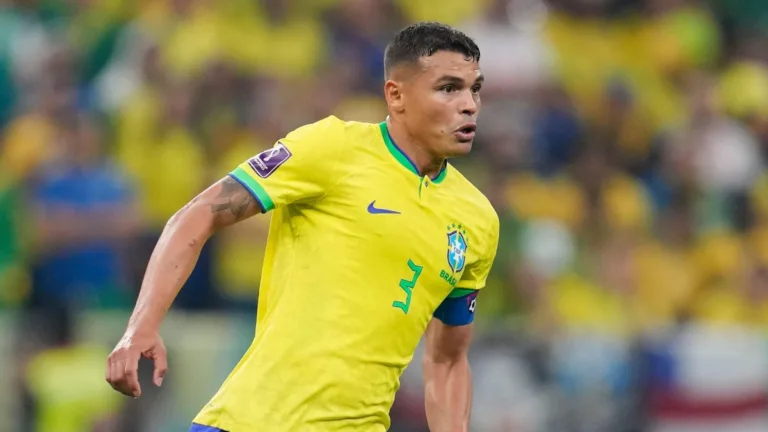 Torcedores pedem retorno de Thiago Silva à Seleção Brasileira após derrota para o Japão