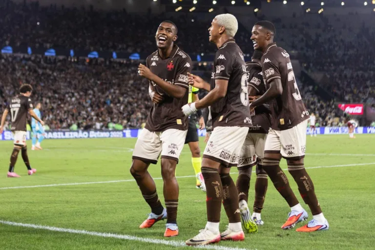 Comissão do Vasco aponta irregularidades na venda da SAF